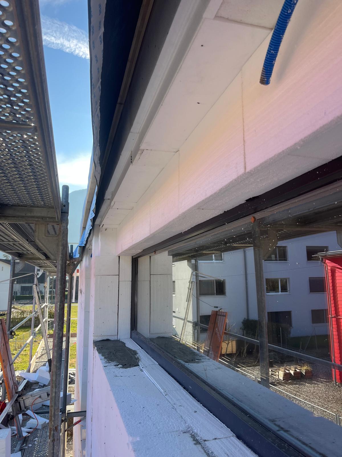 Fassadenisolation im Bereich der Fensterlaibung